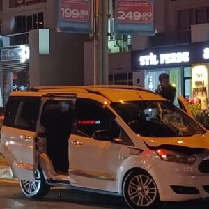 muglada hafif ticari aracin carptigi yaya oldu 3uiSTNX2