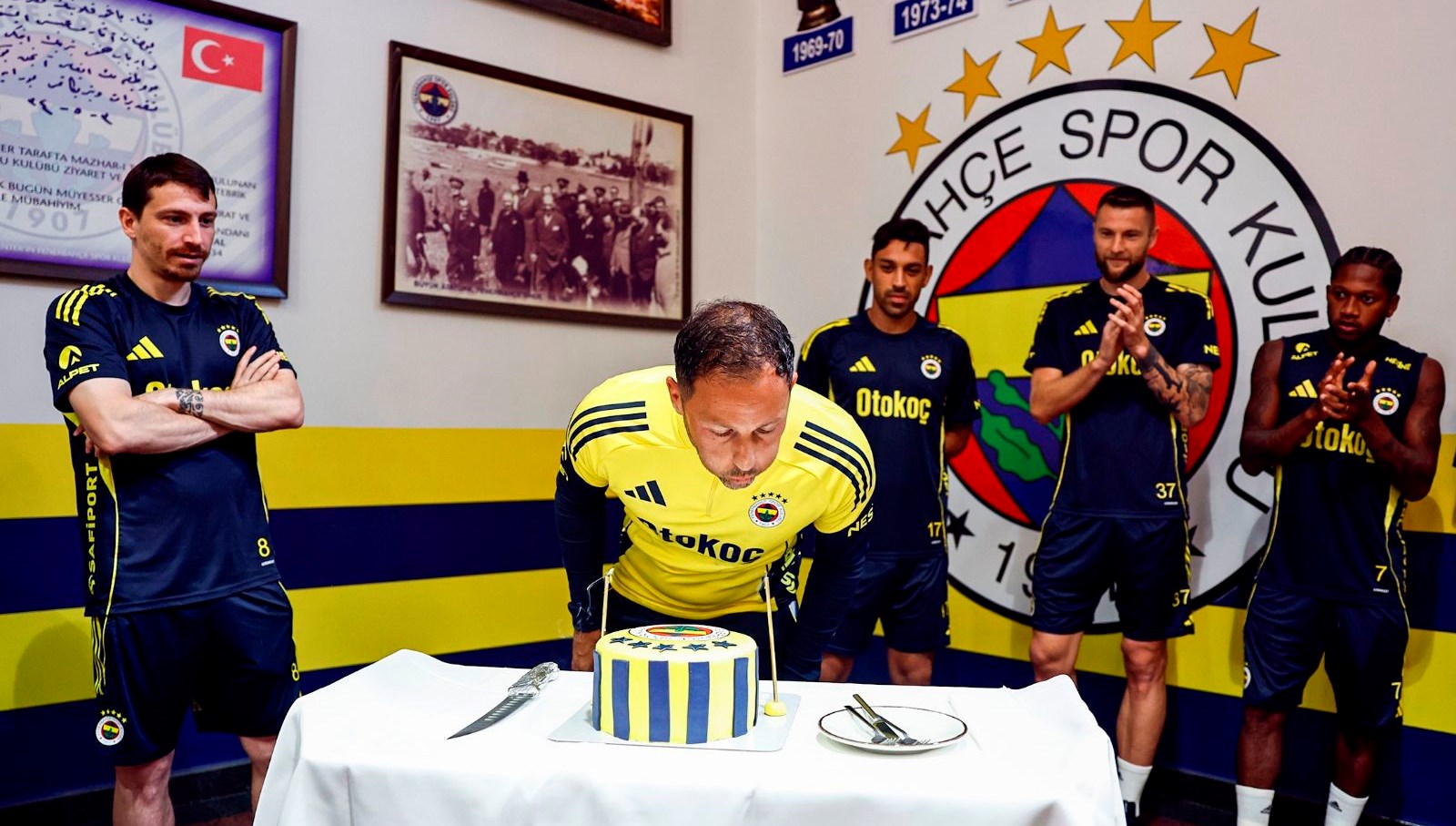 domenico tedesconun dogum gunu kutlandi j954uTyS