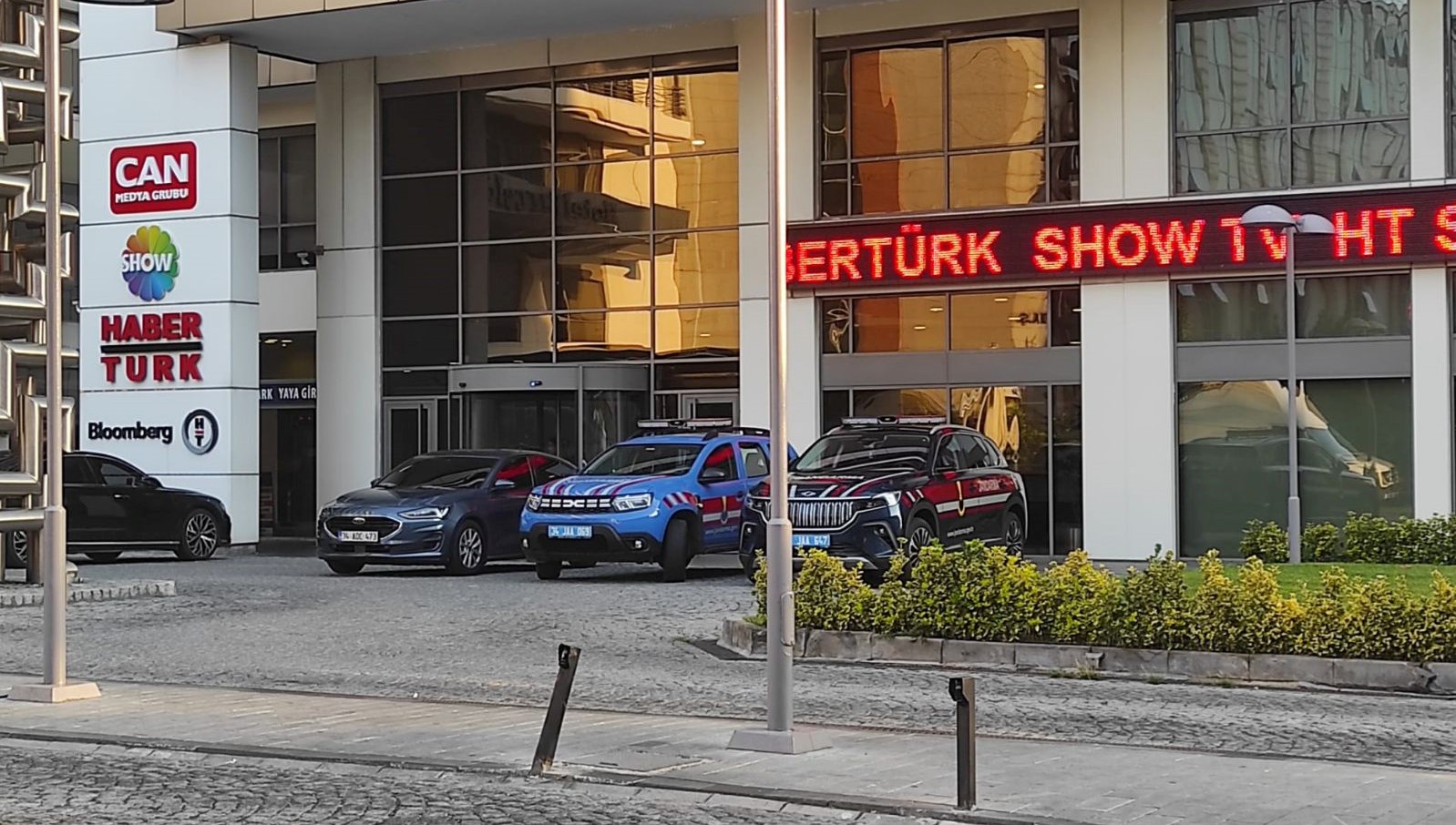 haberturk ve show tvye el konuldu kara para aklama ve kacakcilik suclamasi sRxMnnb3