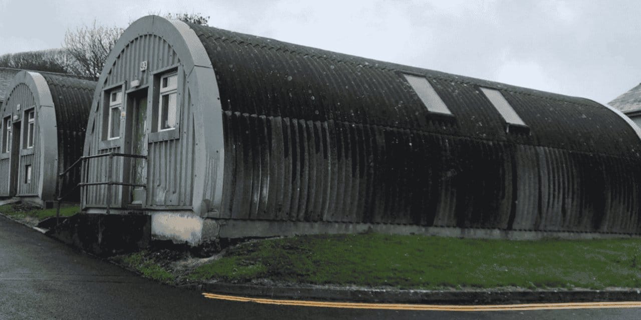 ingiltere siginmacilari askeri uslere yerlestirecek JFmuFyOP