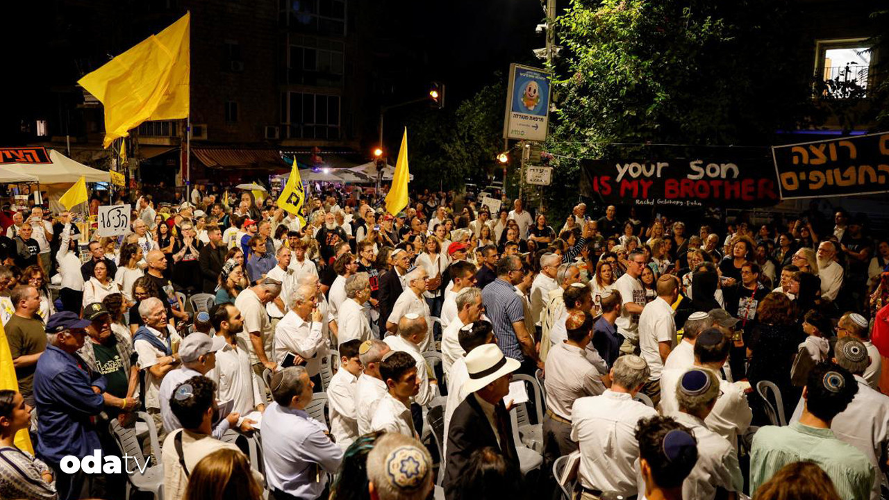 israilliler netanyahunun kapisina dayandi FxIJxATd