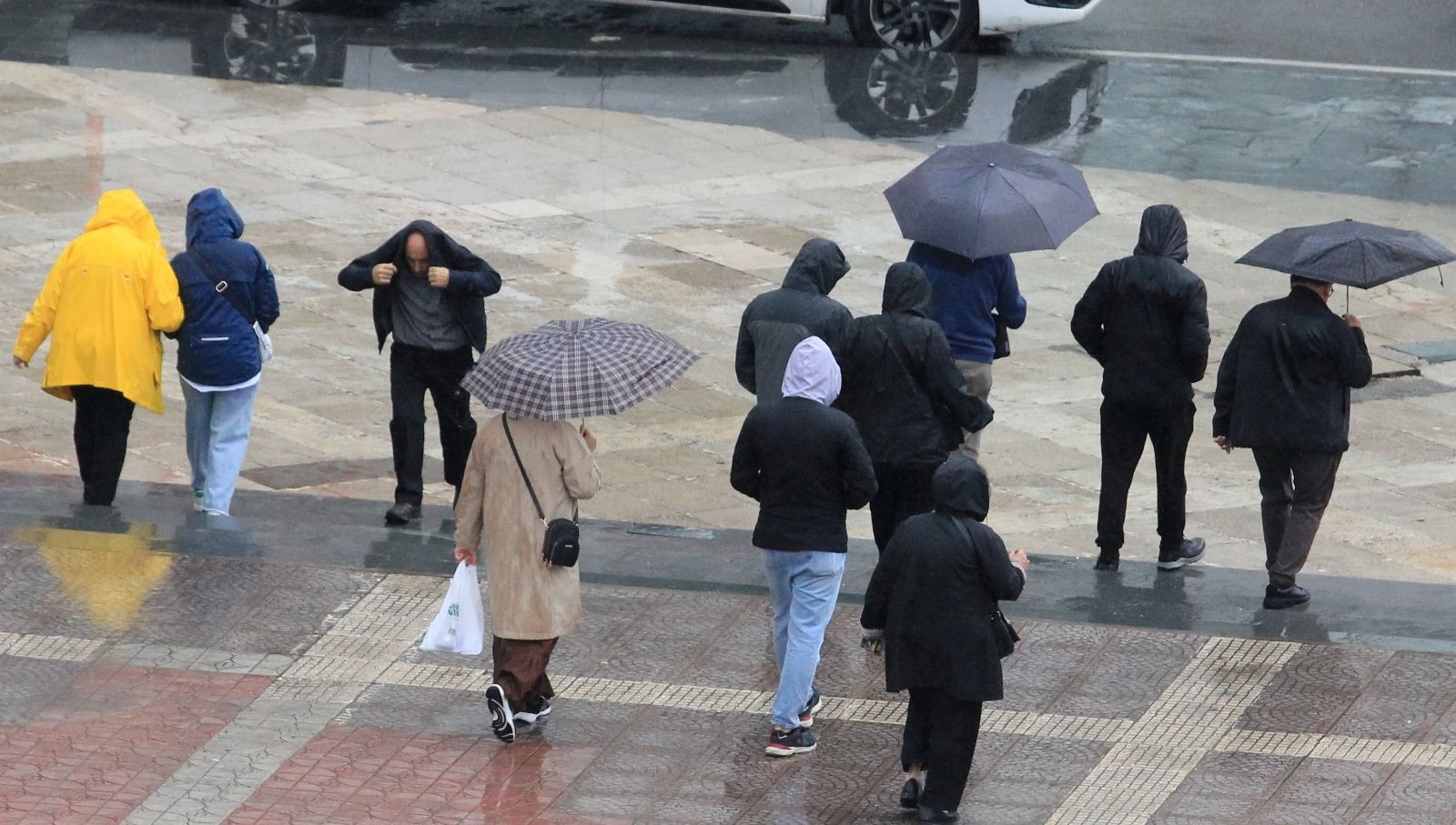 samsun ve cevreleri icin kuvvetli saganak uyarisi PhvOScbQ