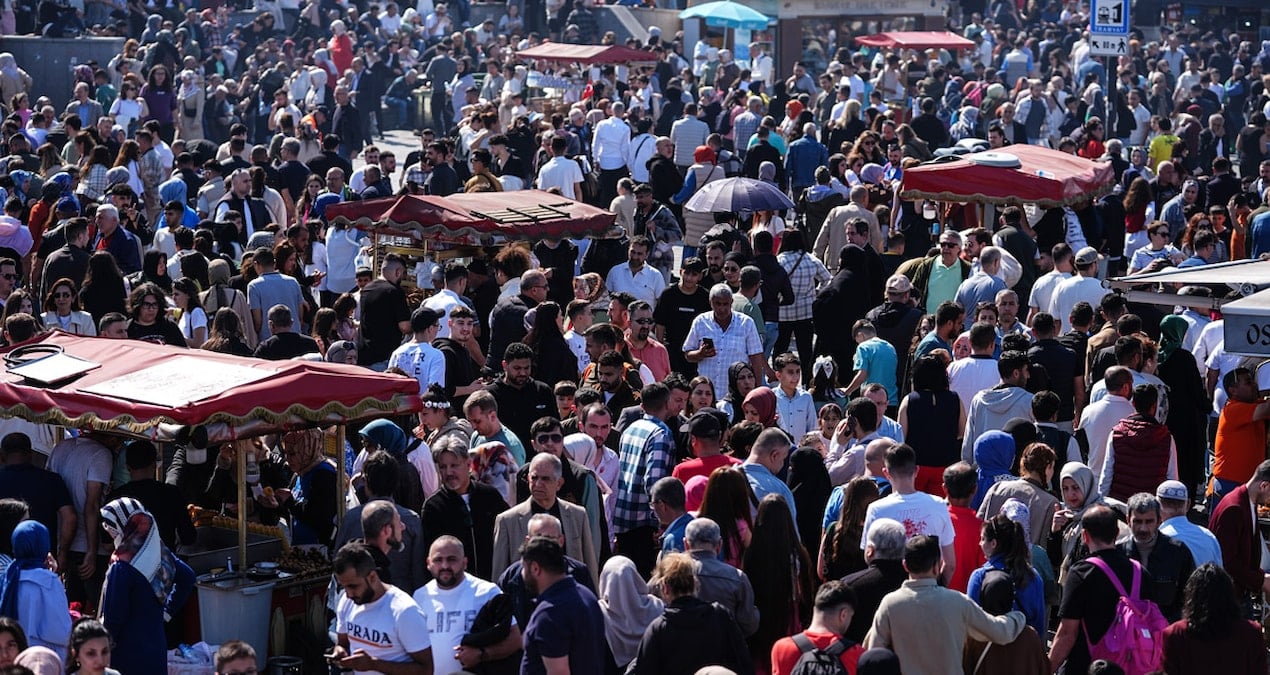 istanbulda gecim sikintisi cig gibi buyuyor her uc kisiden biri temel ihtiyaclarini karsilayamiyor WA9LljB4.jpg
