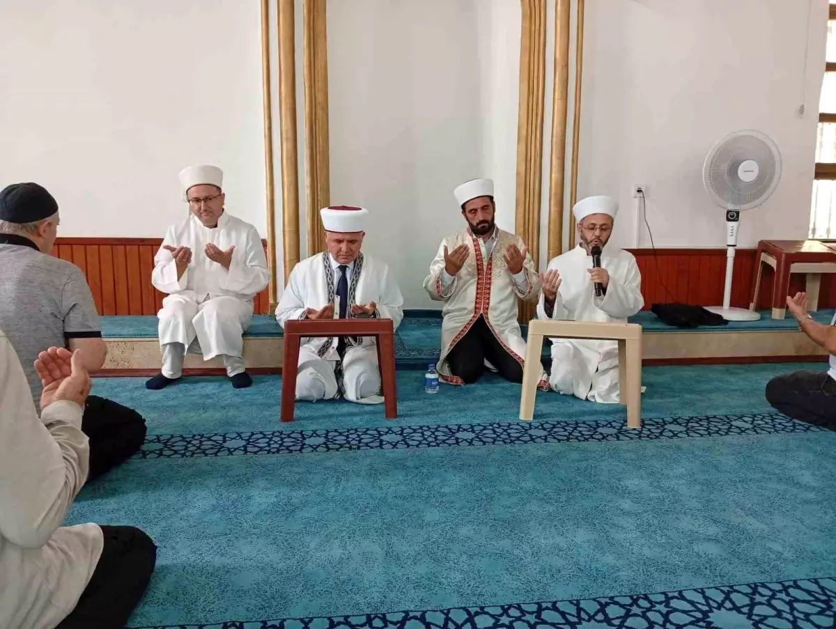 koycegizde din gorevlileri ve gecmisler icin dua programi duzenlendi O4nLUbh6