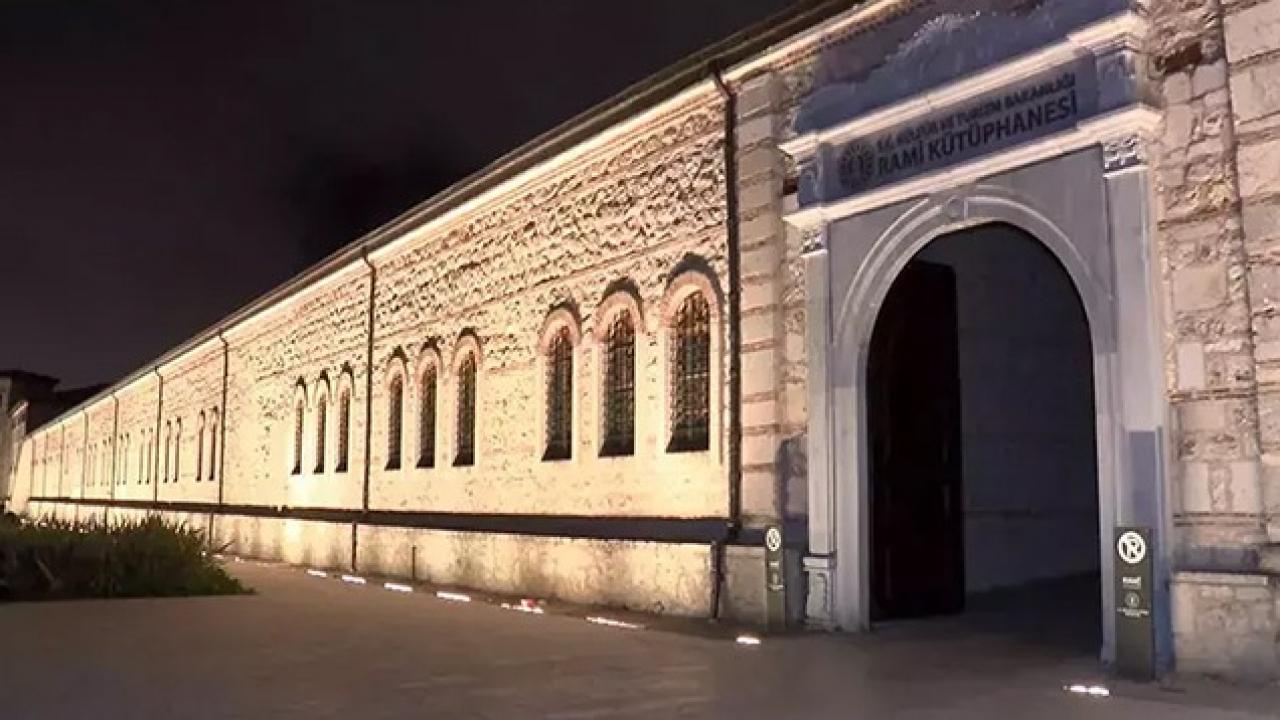 rami kutuphanesinde 3 bilim senligi heyecani basladi p4Ne9FP2.jpg