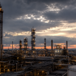 Rusyada petrol krizi rafineriler pes pese devre disi kaldi ClOieKtS